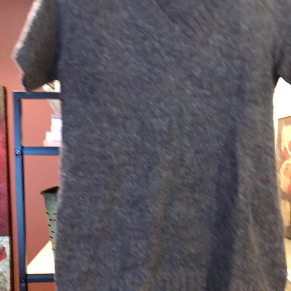 Women’s short sleeve sweater